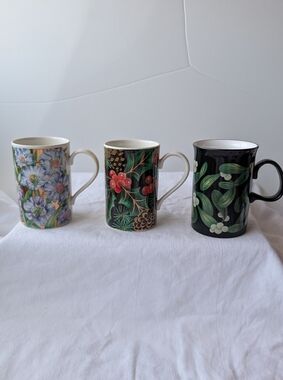 Lot Of 3 Dunoon Scotland Stoneware Mugs - Floral & Holiday